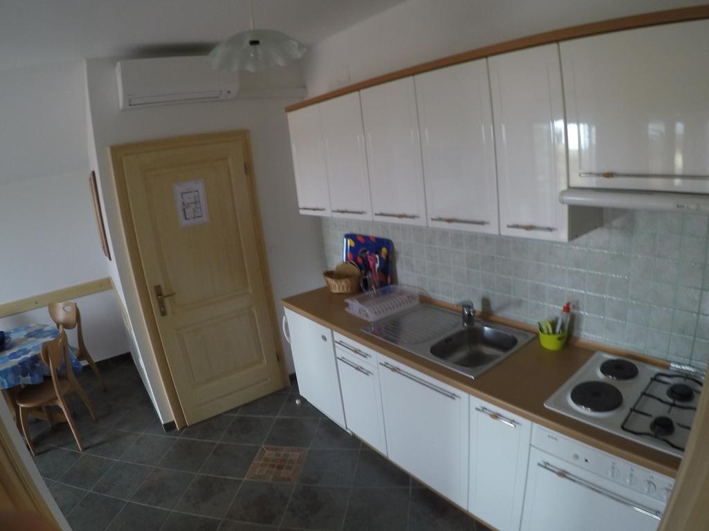 Ferienwohnung App Trinodis Bašanija Exterior foto