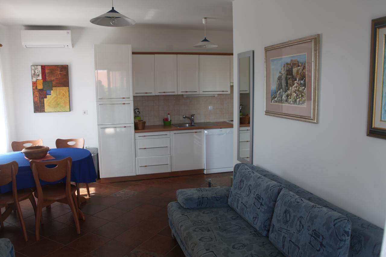 Ferienwohnung App Trinodis Bašanija Exterior foto