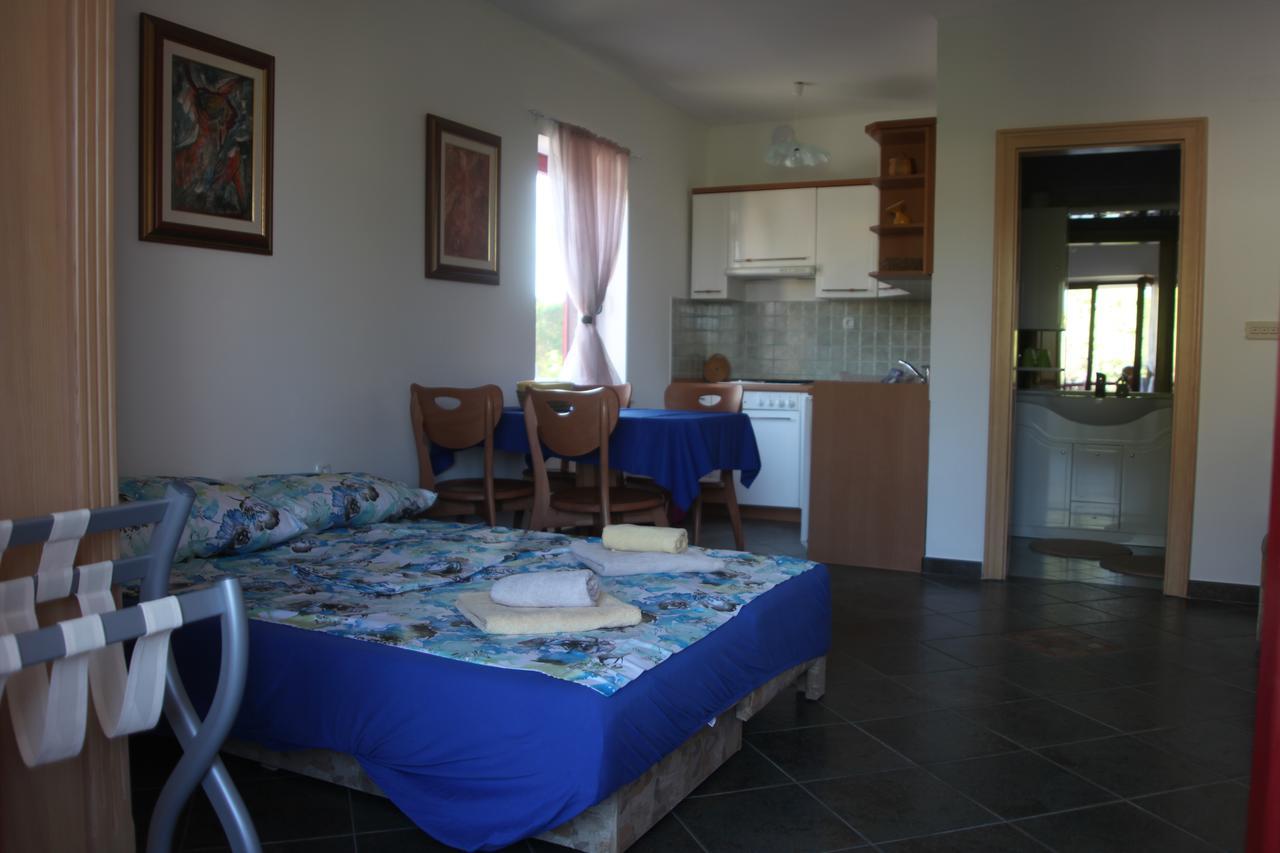 Ferienwohnung App Trinodis Bašanija Exterior foto